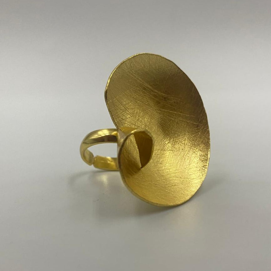 Anillo ELBA bañados en oro - Diseño con carácter
