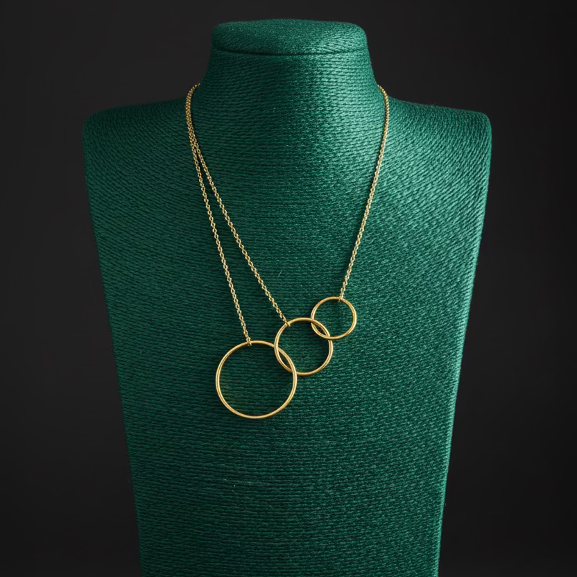 Collar SALERNO bañado en oro - Diseño con carácter