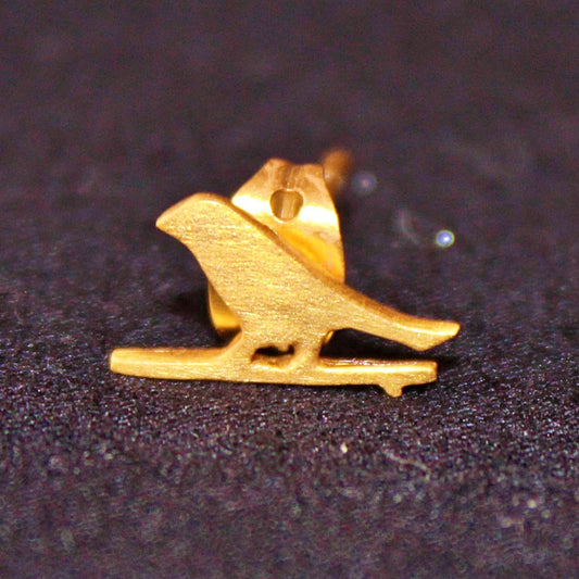 Knopfohrring mit 18-karätiger vergoldeter Kette