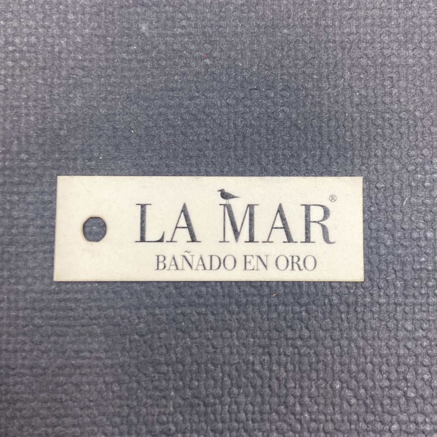 DECO-Ohrringe mit 18-karätigem Gold überzogen