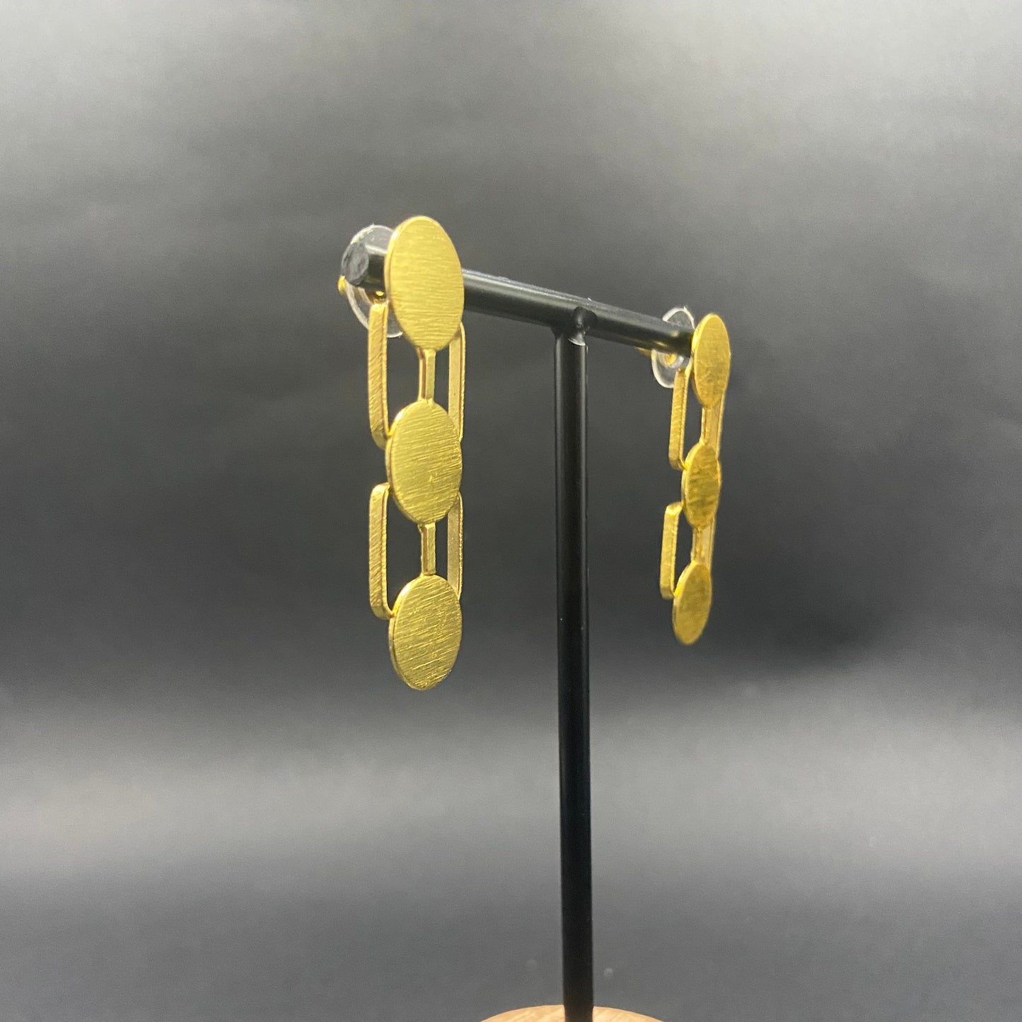 DECO choker with 18kt gold plated pendant