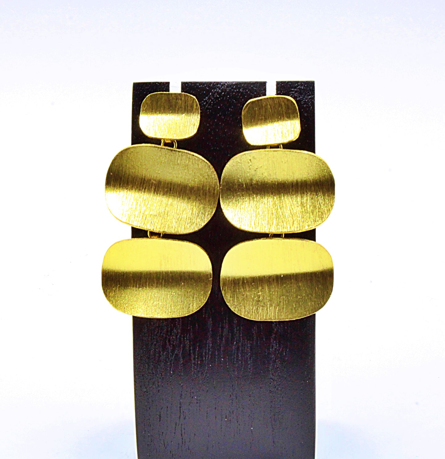 BOÎTE earrings plated in 18kt gold