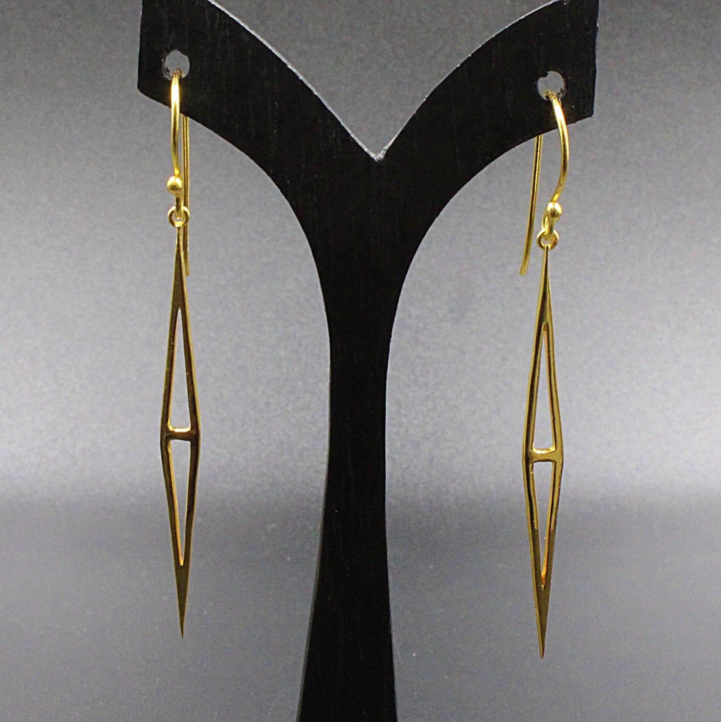 Silver plated earrings with green onyx gemstone