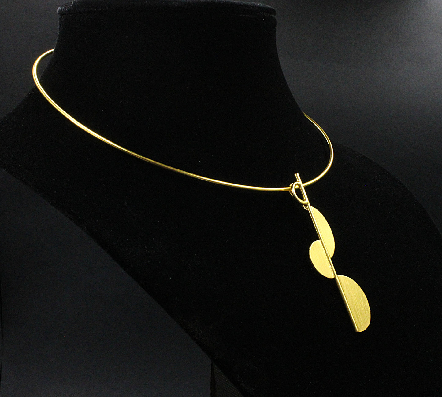 IMPERIA choker with 18kt gold plated pendant