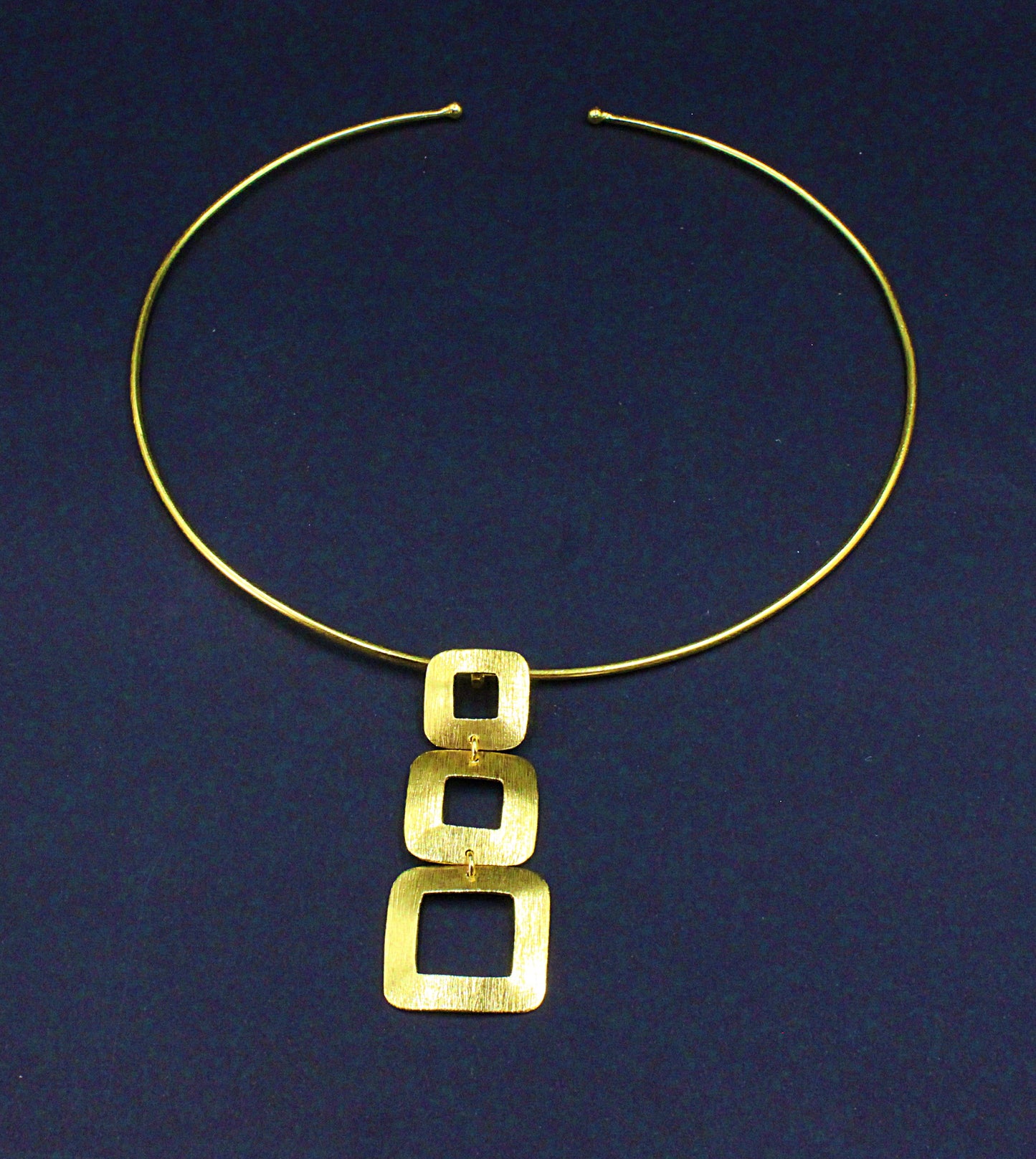 DECO choker with 18kt gold plated pendant