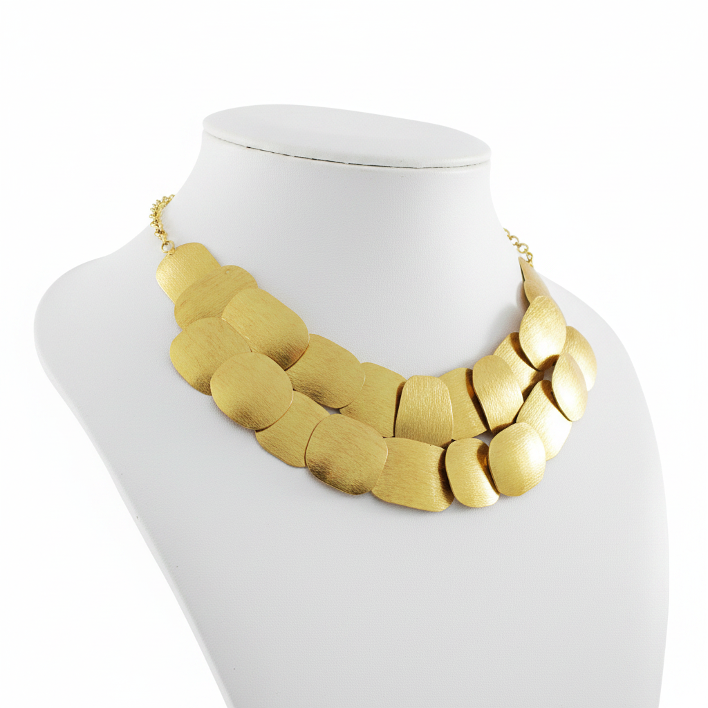 Collar CLEO bañado en oro - Diseño con carácter