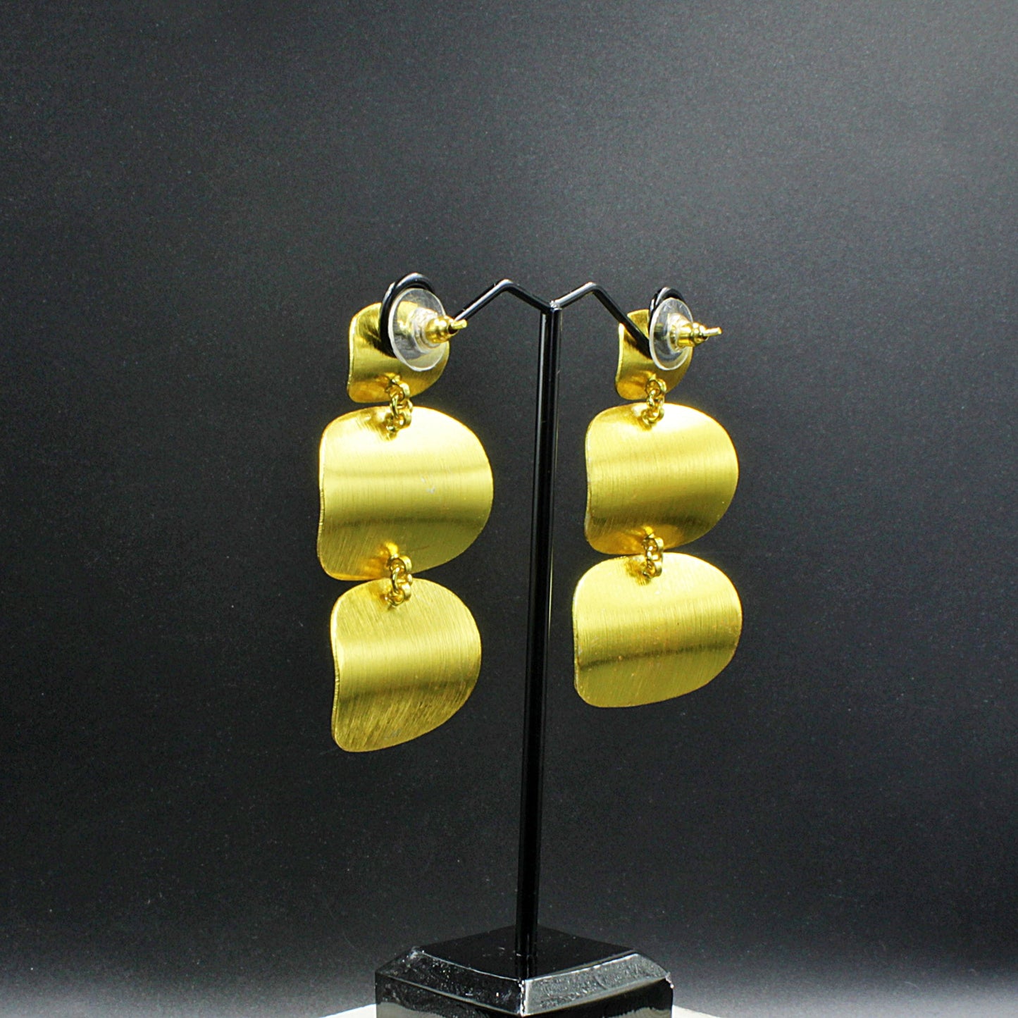 BOÎTE earrings plated in 18kt gold