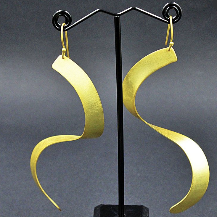 CINEMA earrings plated in 18kt gold