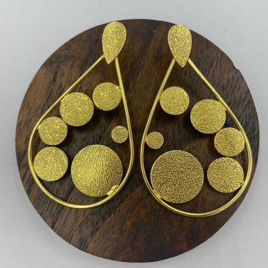 18-karätig vergoldete Design-Ohrringe