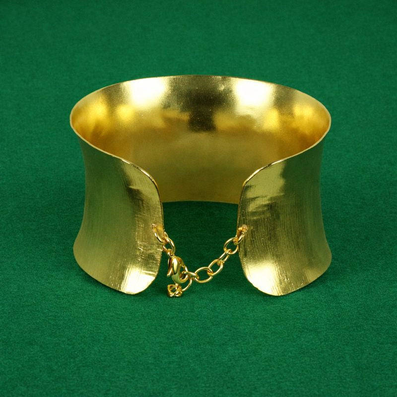 Brazalete DALIA bañado en oro - Diseño con carácter