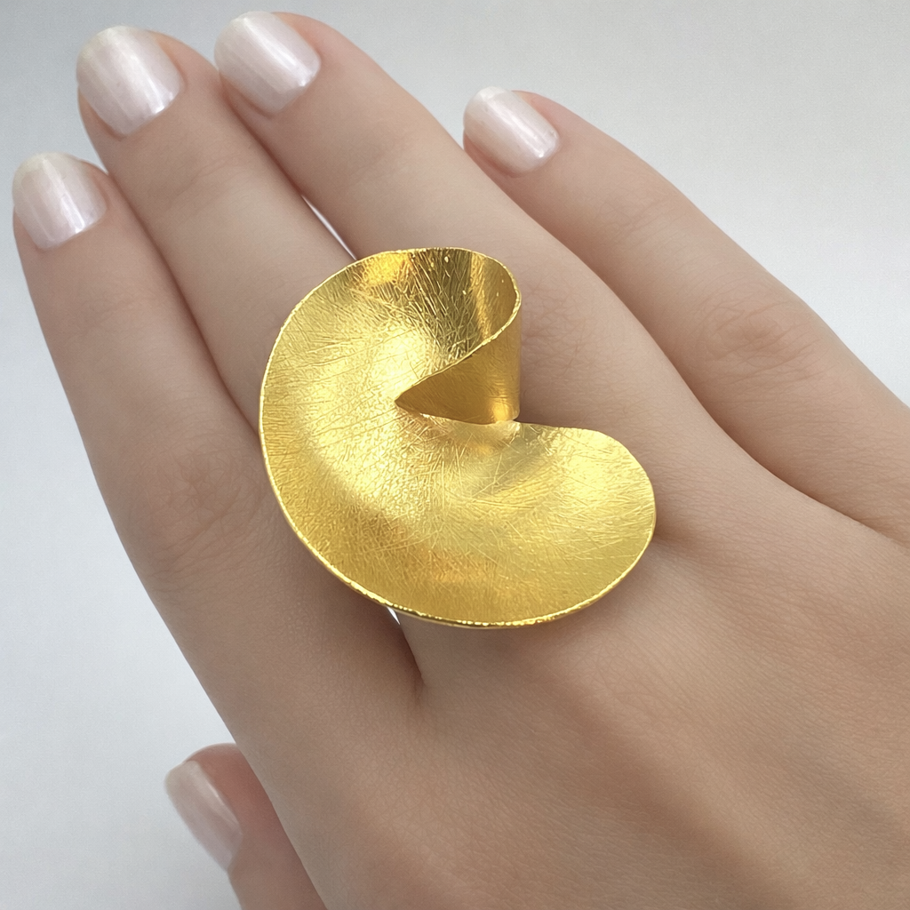 Anillo ELBA bañados en oro - Diseño con carácter