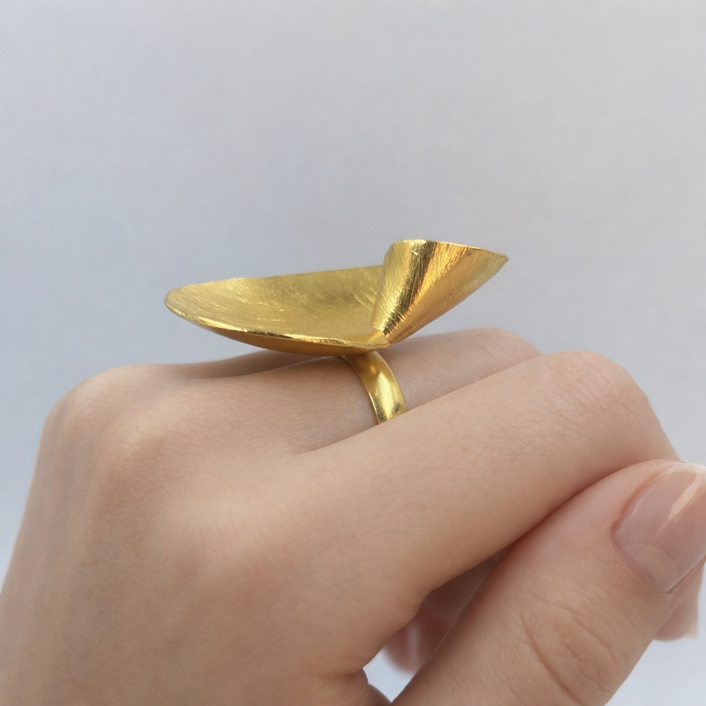Anillo ELBA bañados en oro - Diseño con carácter