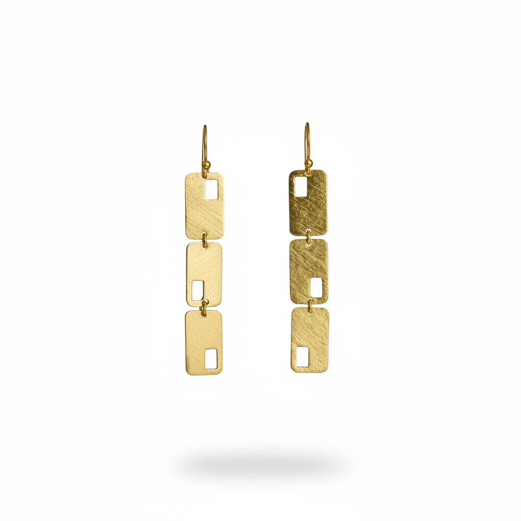 Pendientes EL BESO bañados en oro - Diseño con carácter