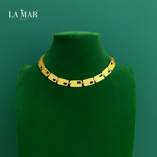 Gargantilla de diseño EL BESO, bañada en oro