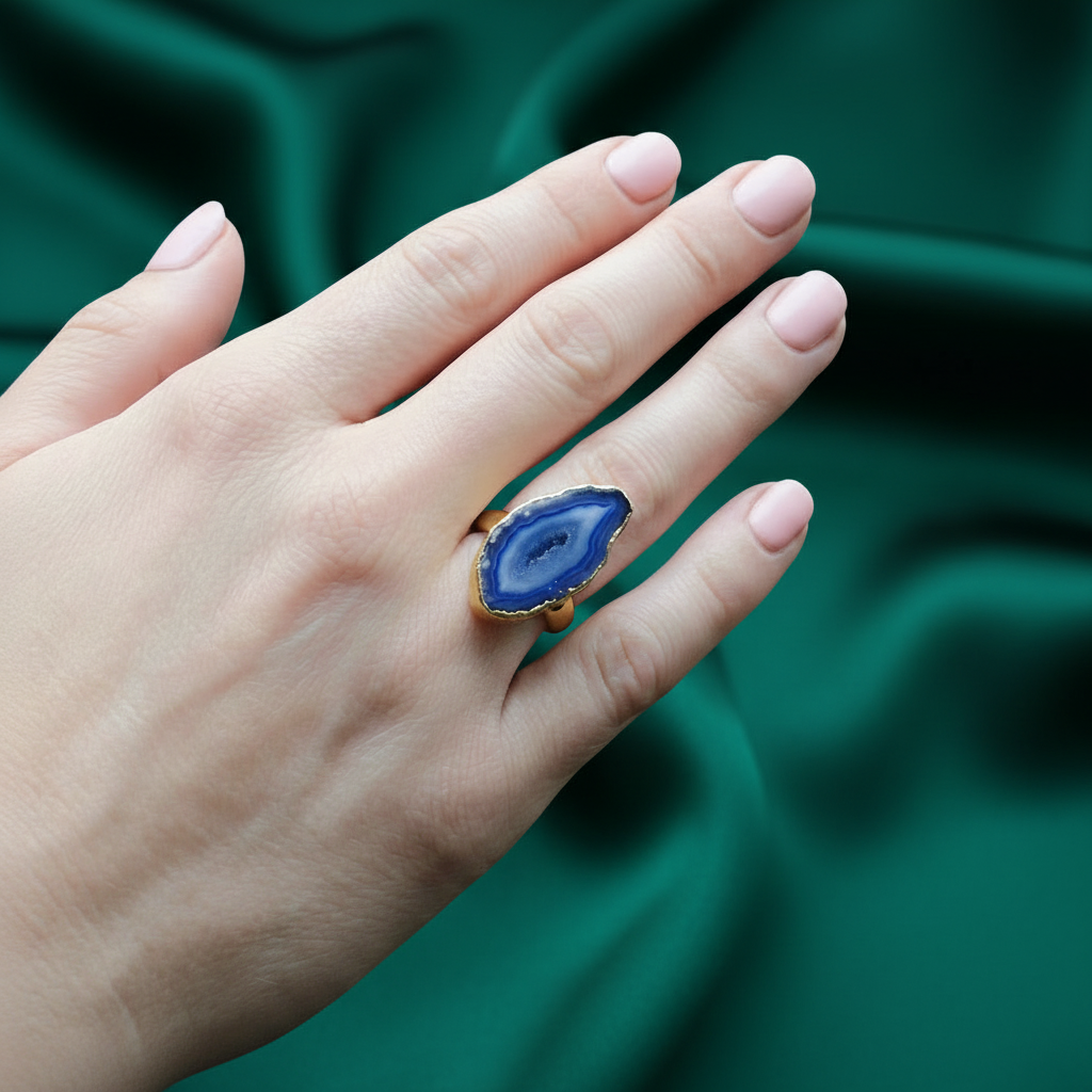 Anillo bañado en oro y piedra cuarzo ágata azul - baño de oro