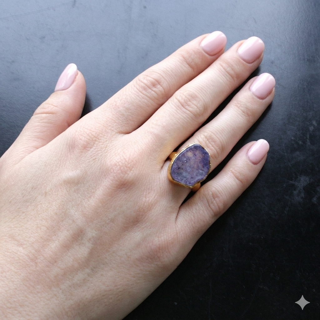 Anillo bañado en oro y piedra cuarzo ágata púrpura - baño de oro
