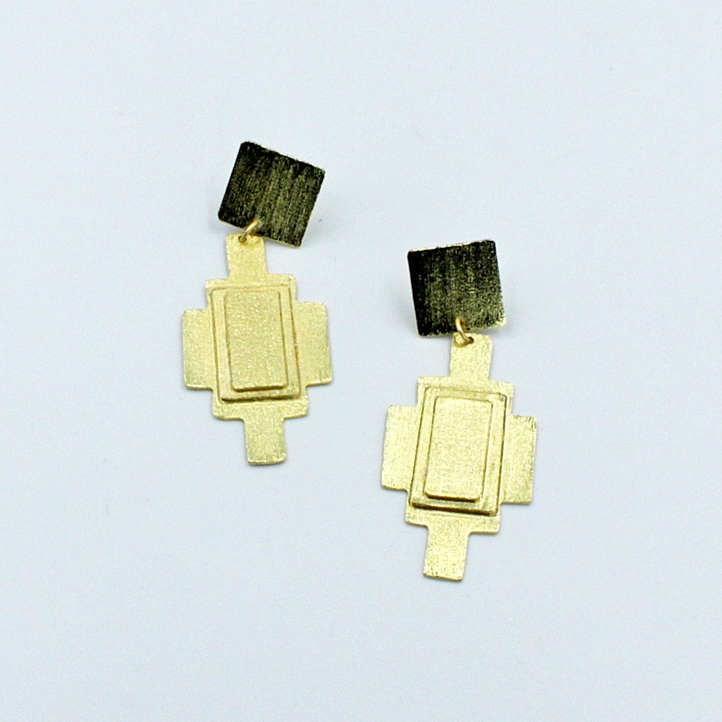 Pendientes WRIGHT bañados en oro - Diseñó con carácter