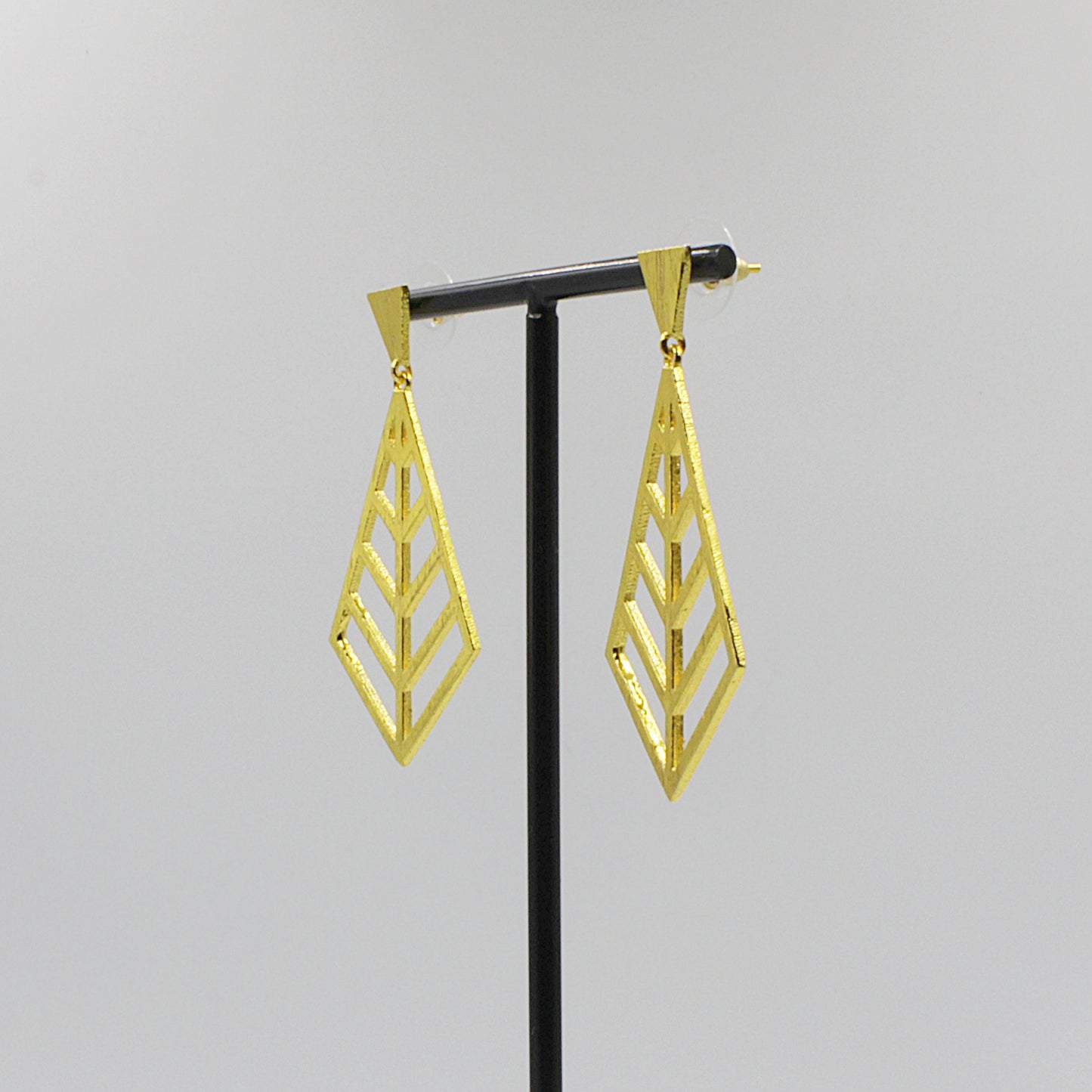 Pendientes CHRISTIE bañados en oro - Diseño con carácter