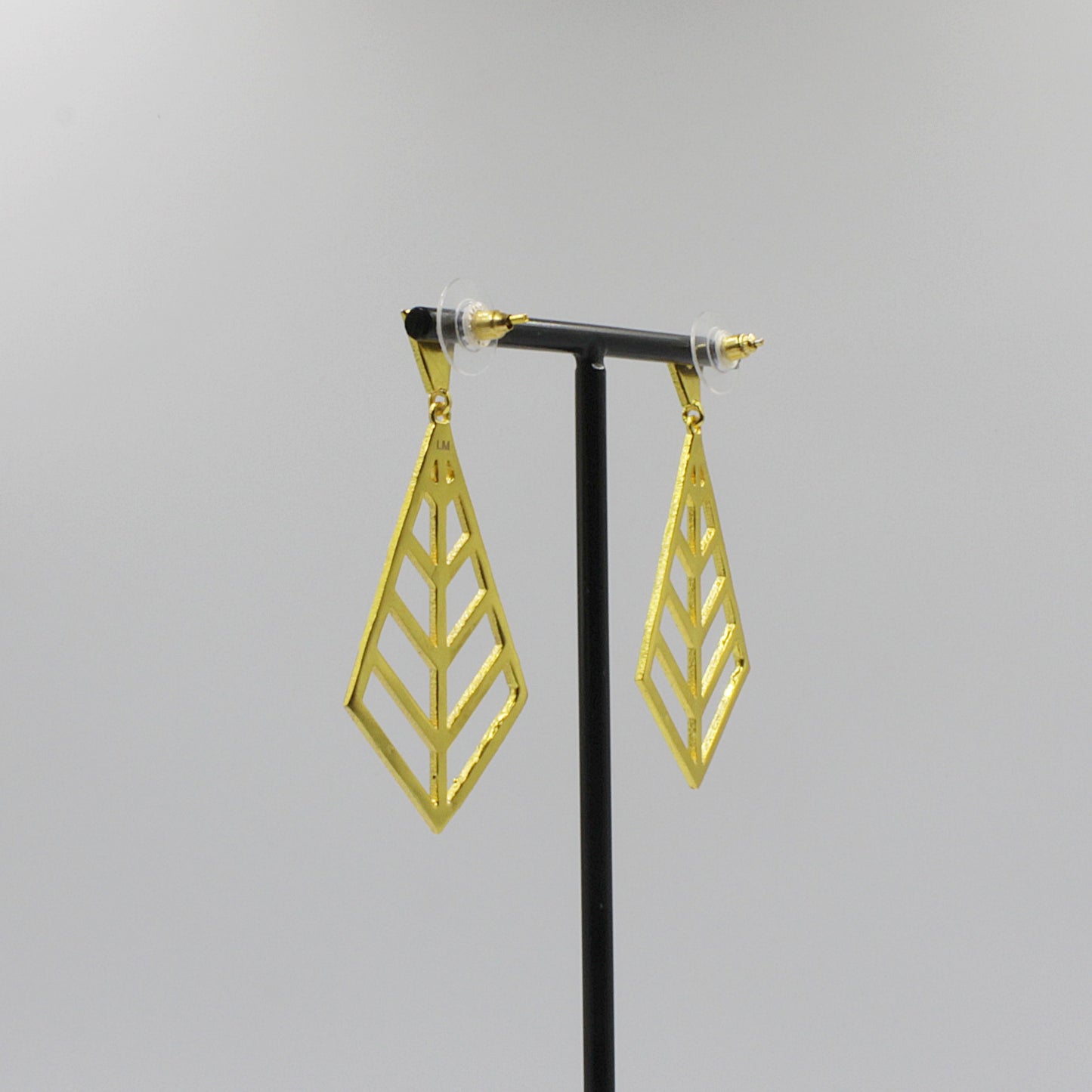 Pendientes CHRISTIE bañados en oro - Diseño con carácter