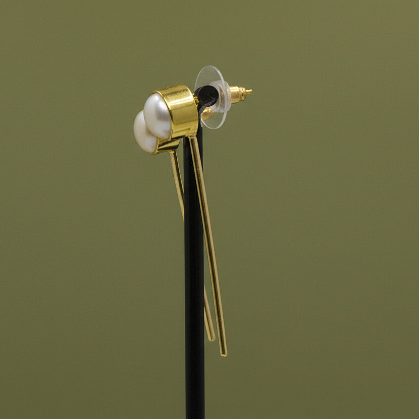 Pendientes TAMARA bañados en oro - Diseño con carácter