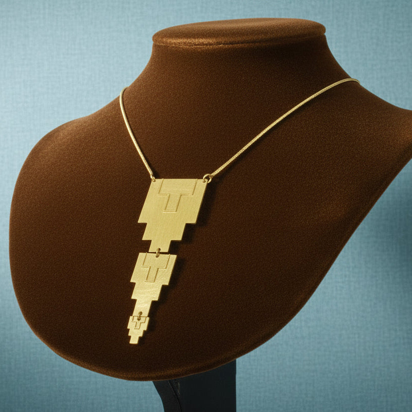 Collar KAVANAGH con colgante bañada en oro