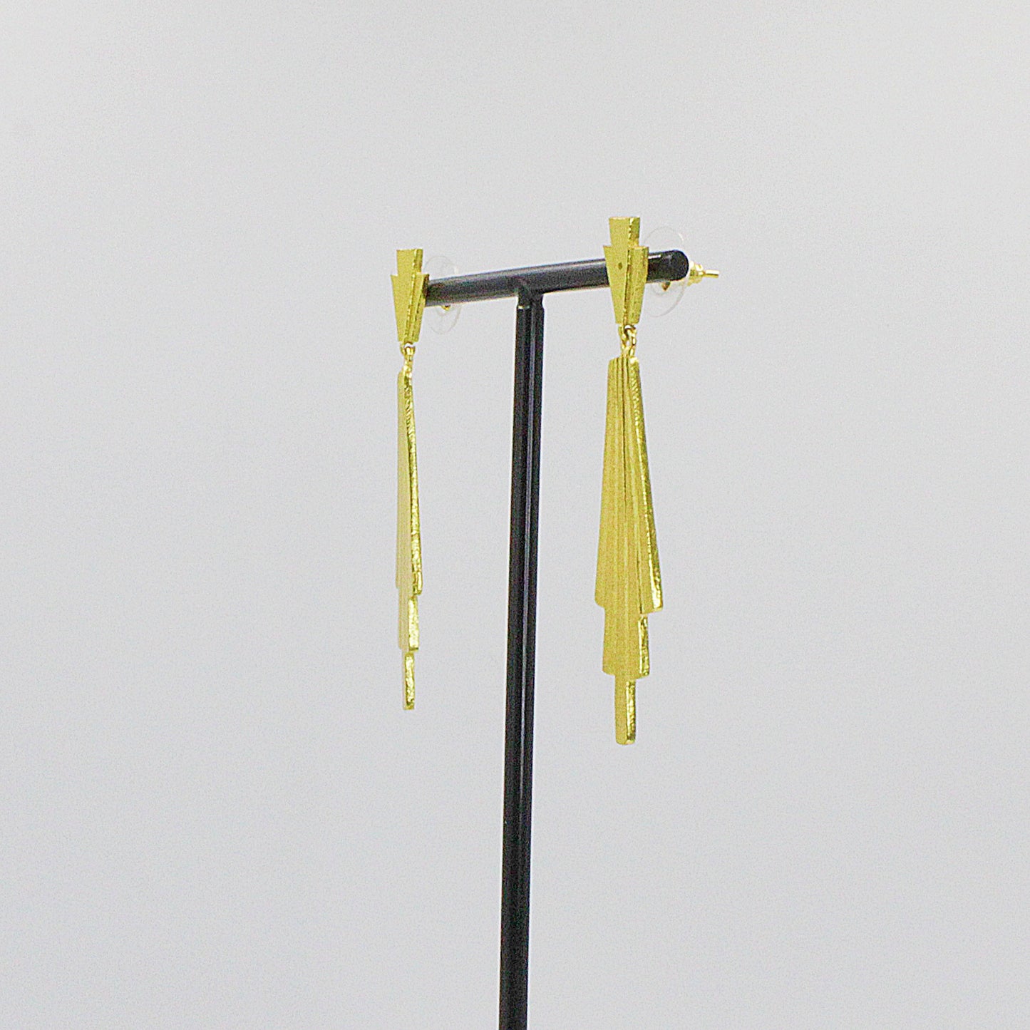 Pendientes CINEMA Nº2 bañados en oro - Diseño con carácter