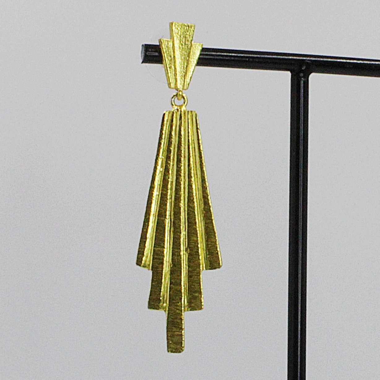 Pendientes CINEMA Nº2 bañados en oro - Diseño con carácter