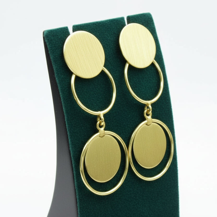 Pendientes VIGATTA bañados en oro - Diseño con carácter