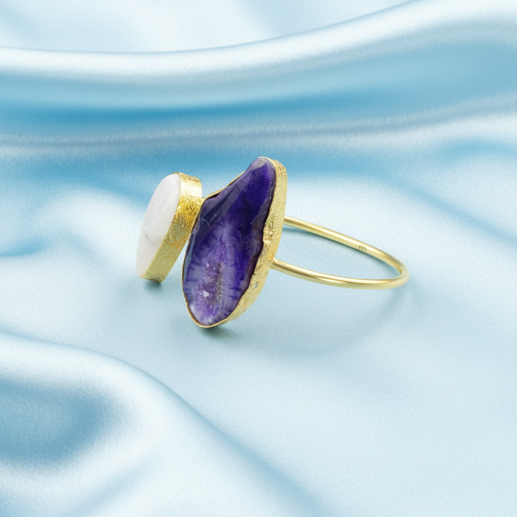 Brazalete 2 piedras cuarzo ágata púrpura y piedra lunar bañado en oro