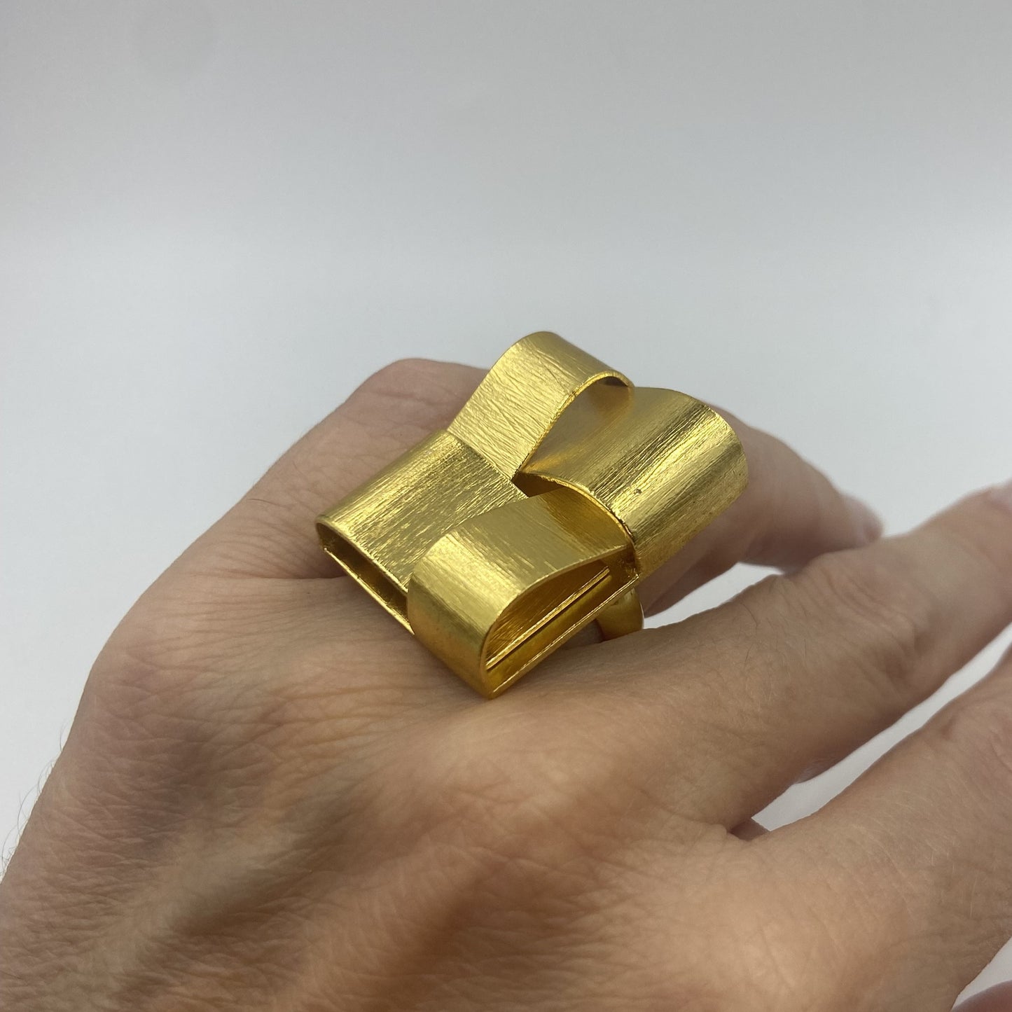 Anillo QUART bañados en oro - Diseño con carácter