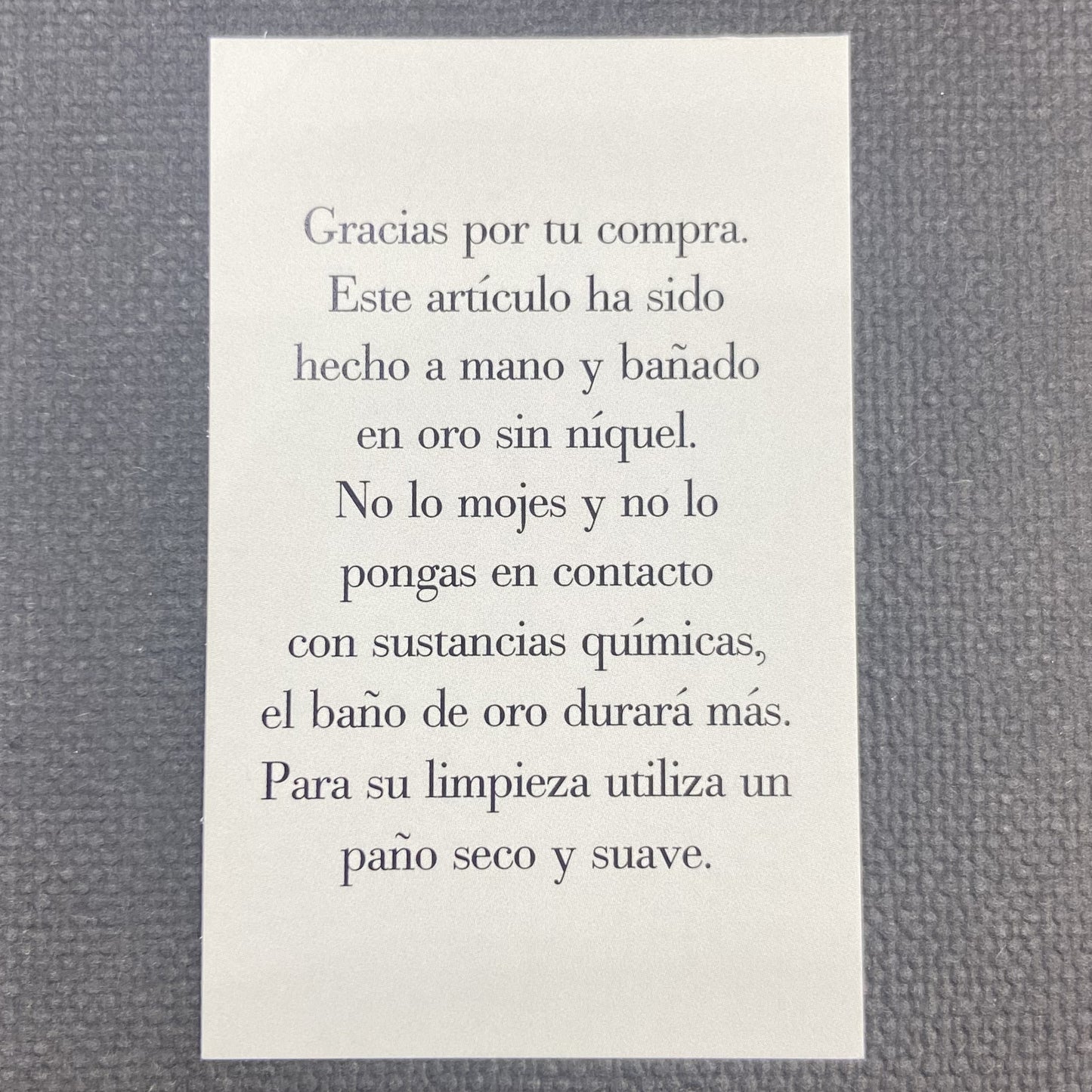 Collar CUBÉ bañado en oro - Diseño con carácter