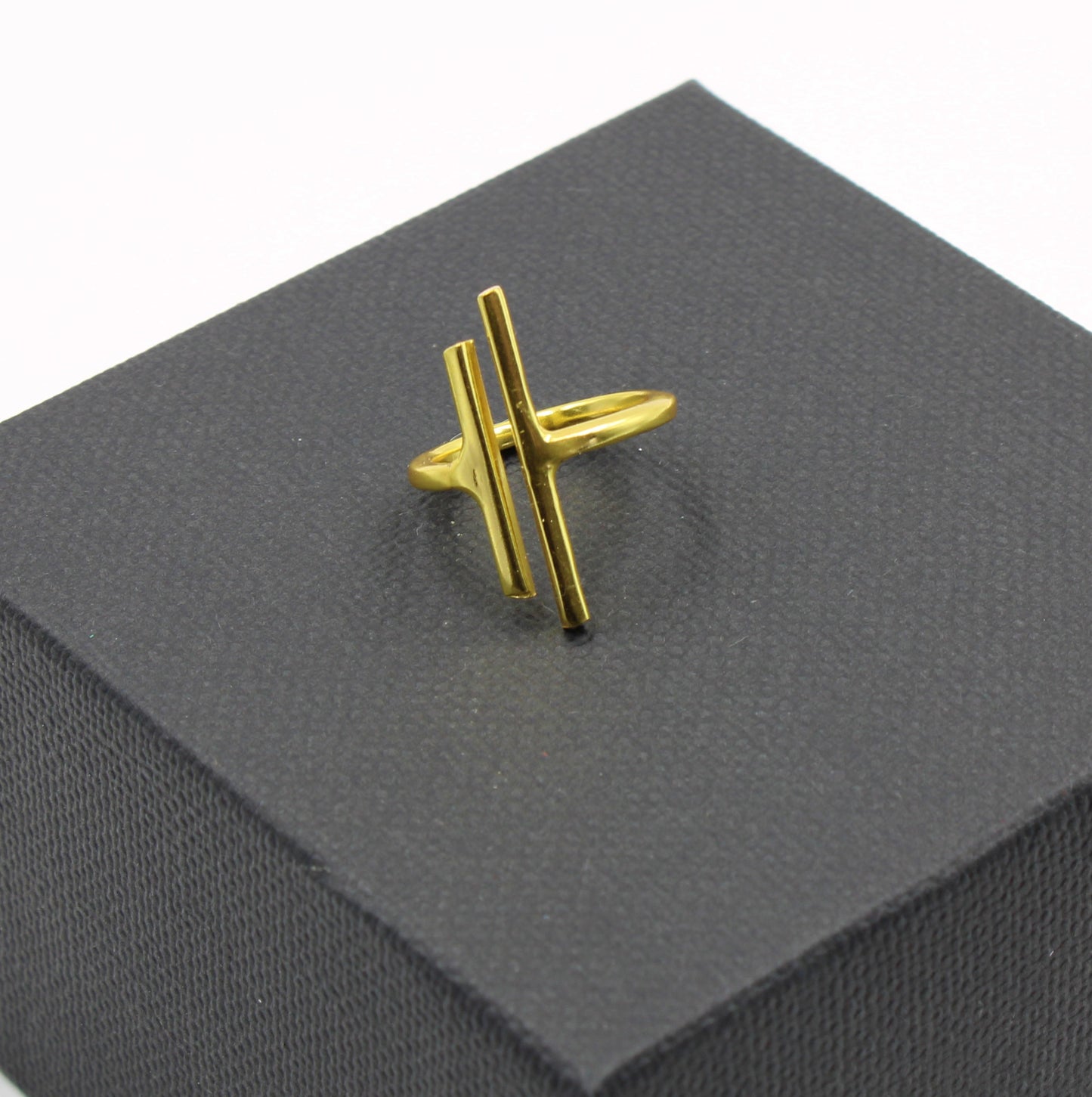18Kt gold plated half moon ring