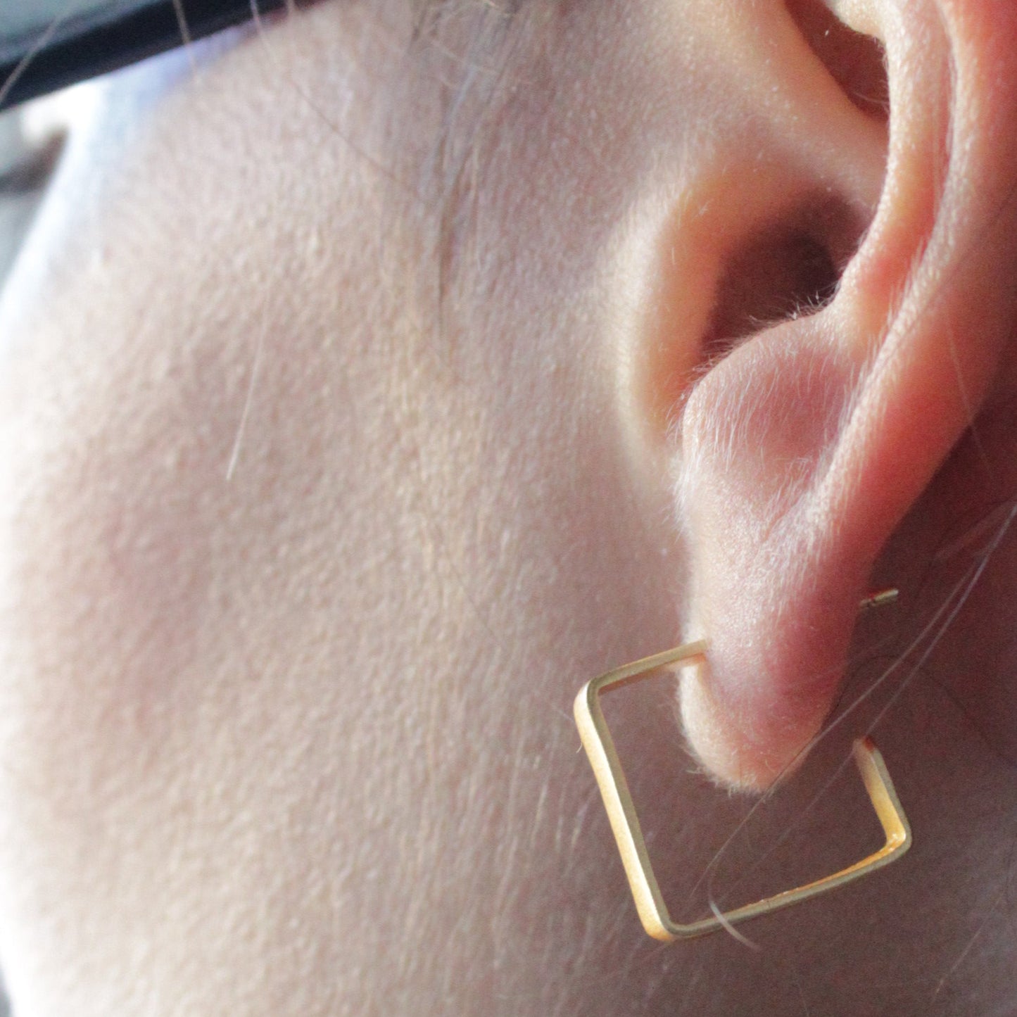 Pendientes CUBIC - Bañados en oro