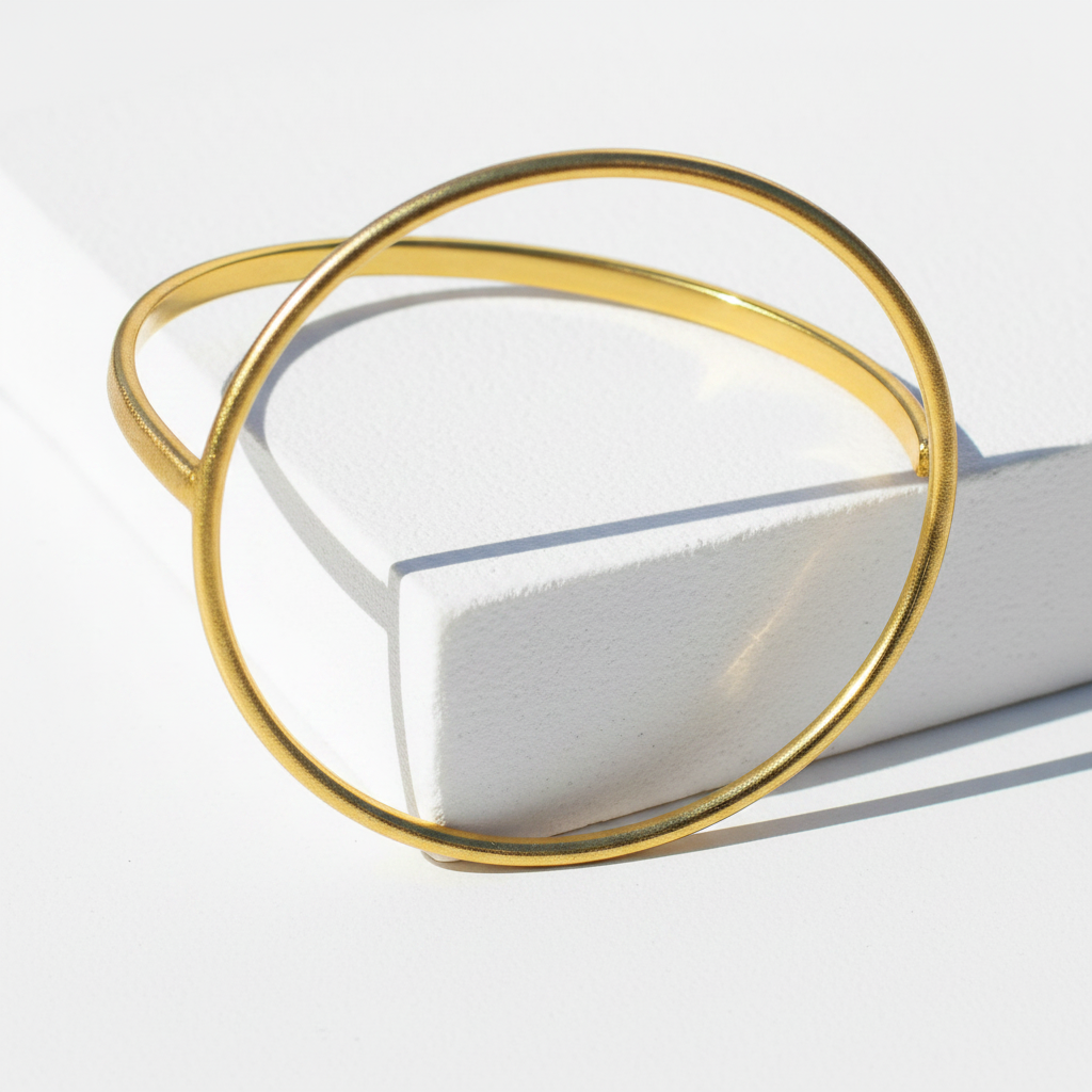 Brazalete SALERNO bañado en oro - Diseño con carácter