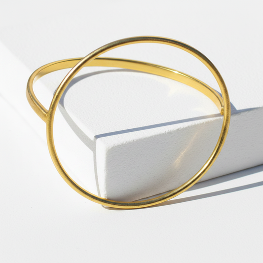 Brazalete SALERNO bañado en oro - Diseño con carácter