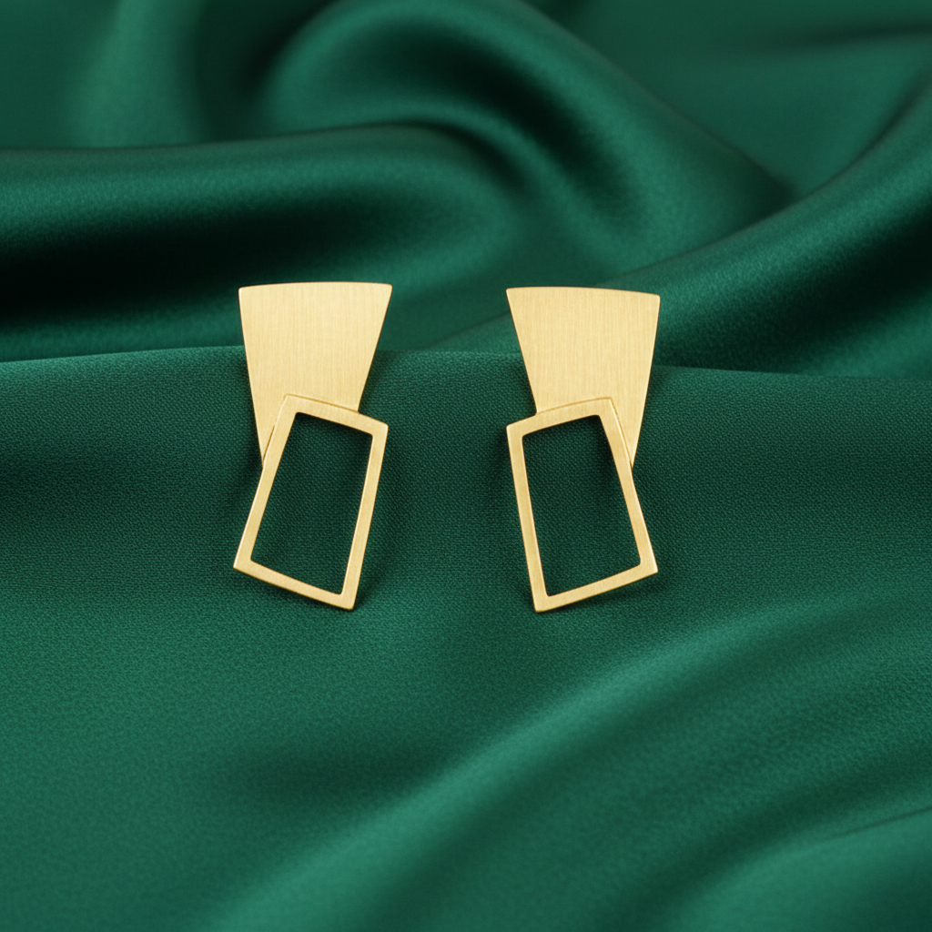 Pendientes ROHE de diseño bañados en oro