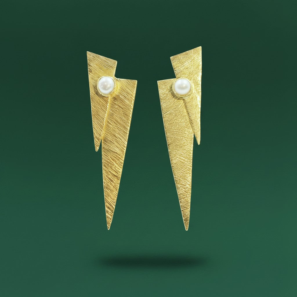 Pendientes BOWIE bañados en oro - Diseño con carácter