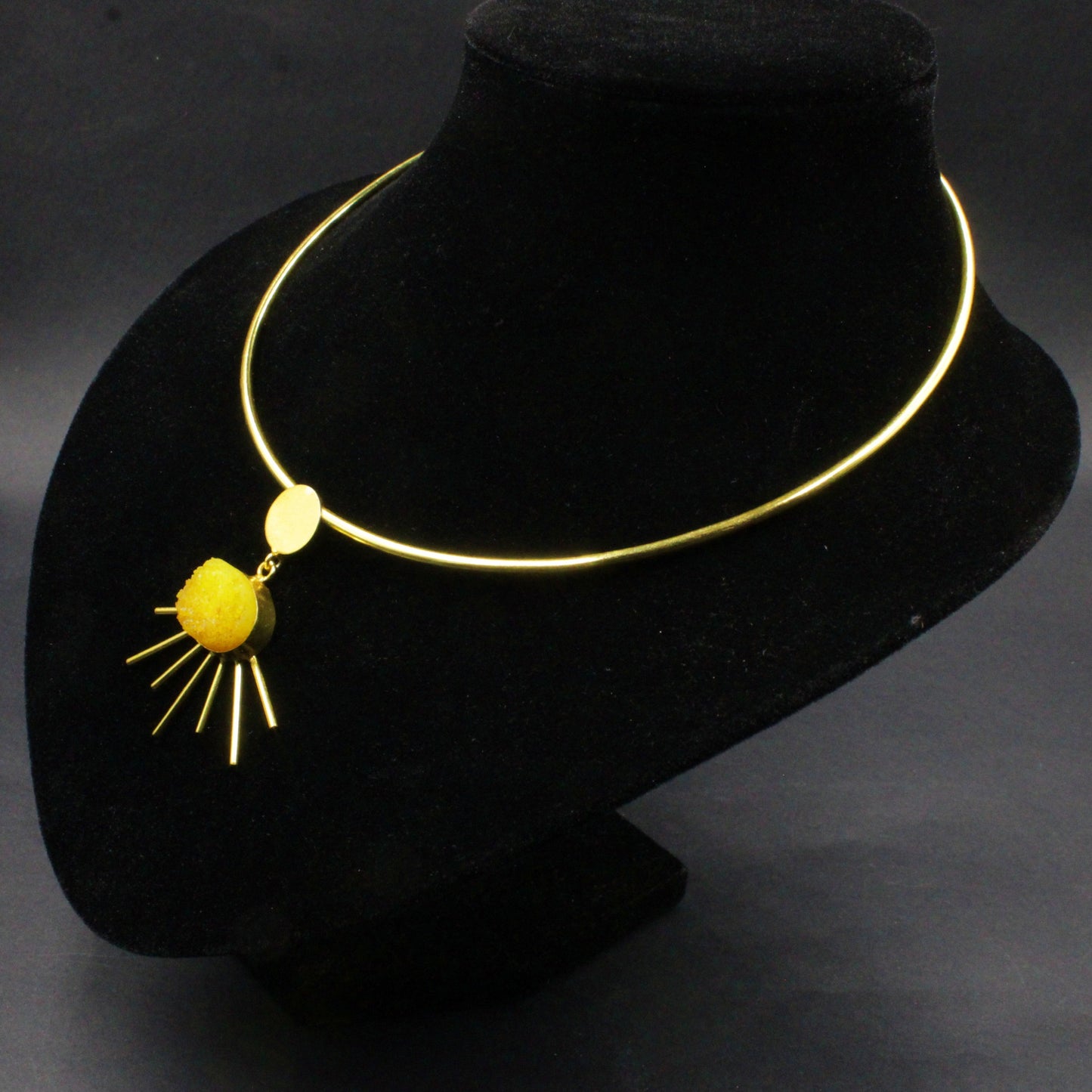 SOL choker with yellow quartz pendant plated in 18kt gold