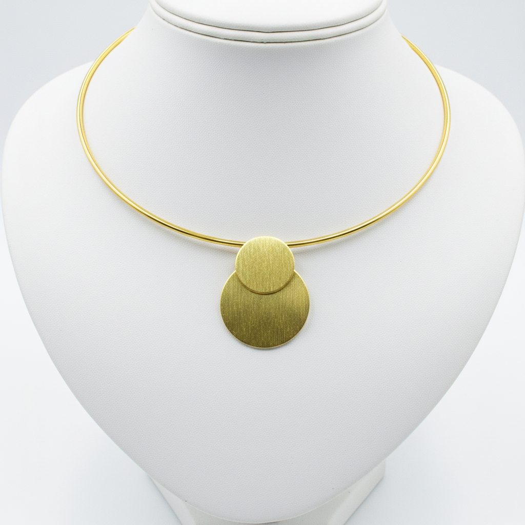 DECO choker with 18kt gold plated pendant