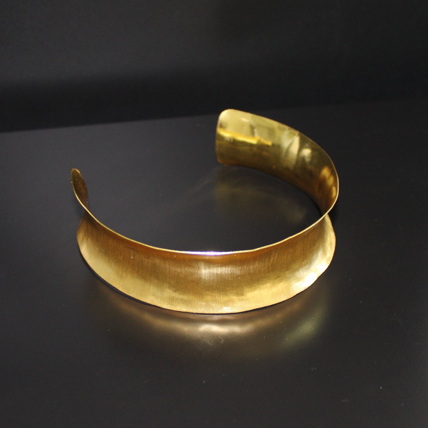 DECO choker with 18kt gold plated pendant