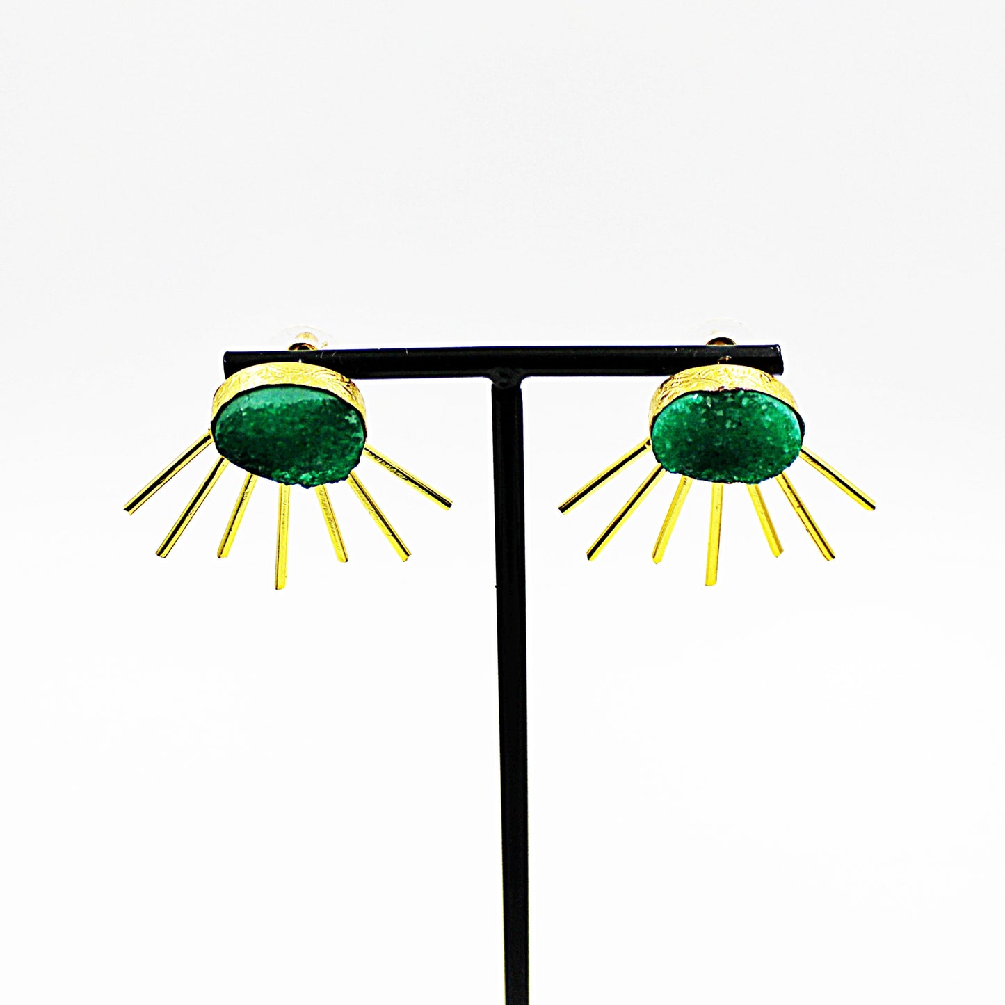 Pendientes SOL con cuarzo verde bañados en oro