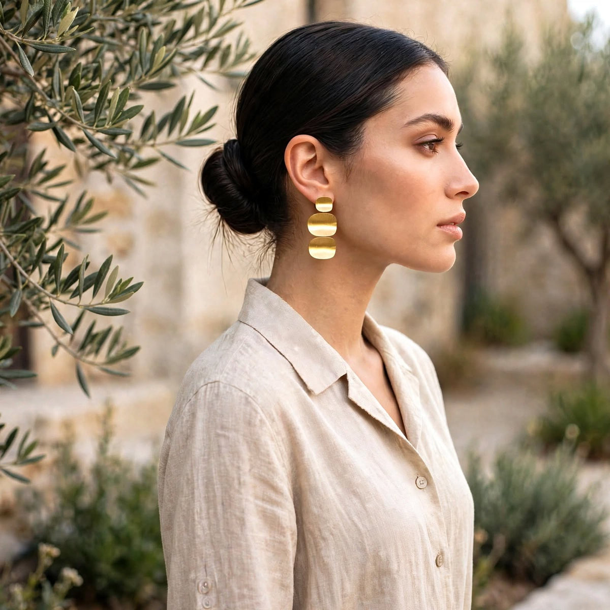 BOÎTE earrings plated in 18kt gold